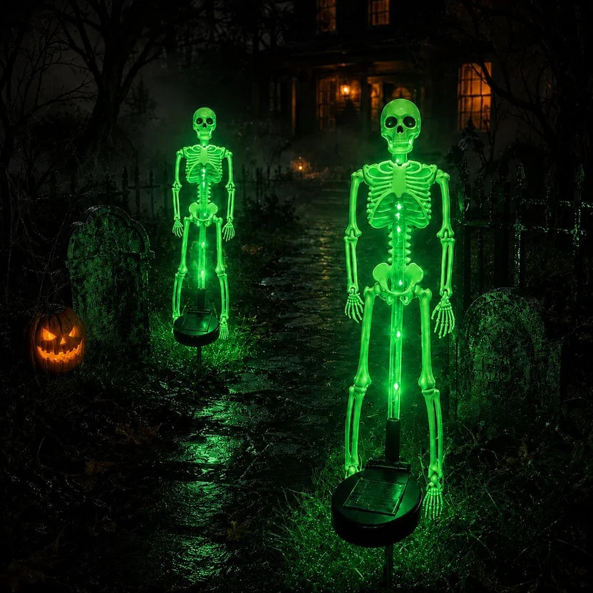 💀 Solar Skull Garden Light